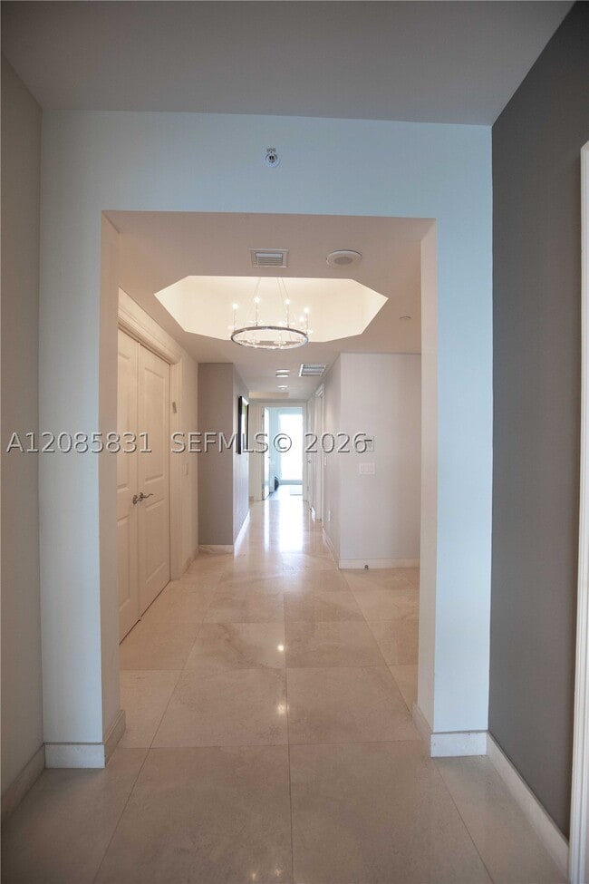 Building Photo - 6000 Island 2602 Is