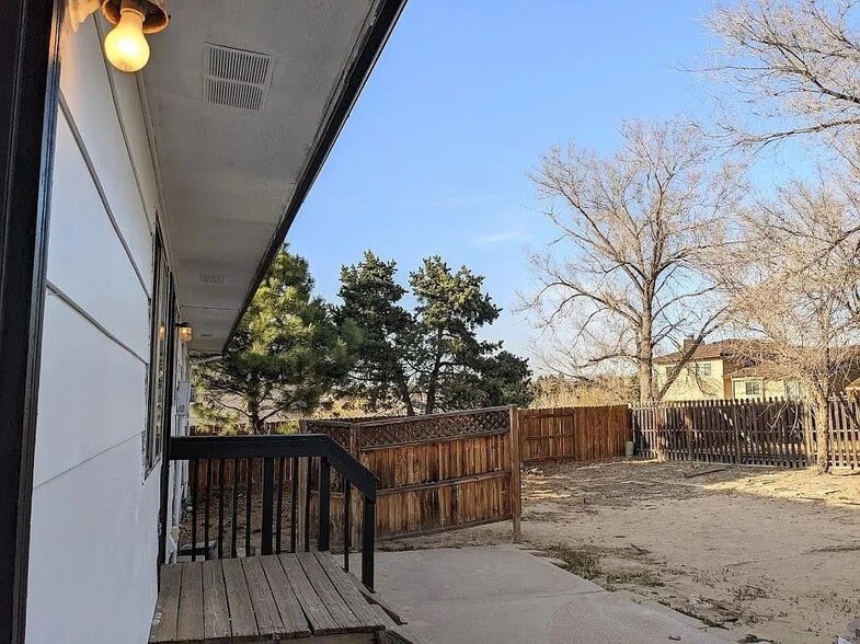 Backyard - 5777 Tuckerman Ln