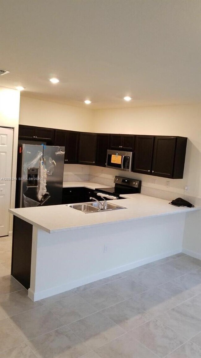 Building Photo - 11520 SW 250th St