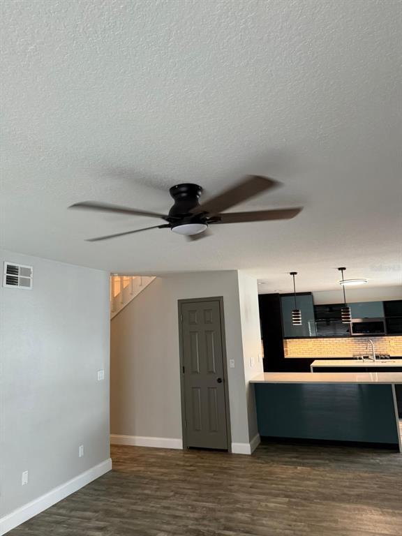 Building Photo - 7727 Glynde Hill Dr