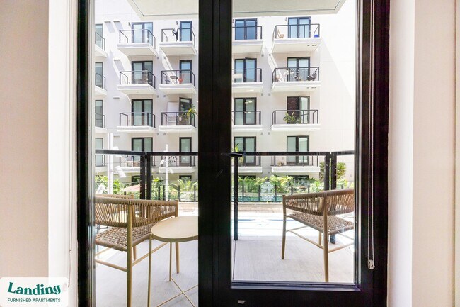 Building Photo - 372 Fourth Ave