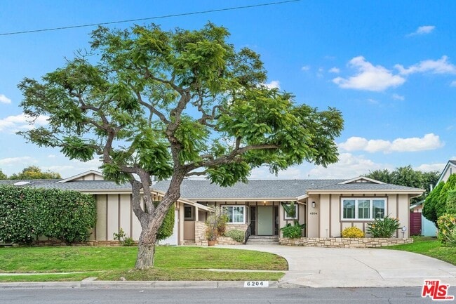 Building Photo - 6204 S Corning Ave