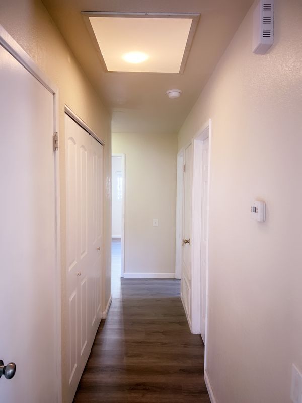 Building Photo - 9528 Mirandy Dr