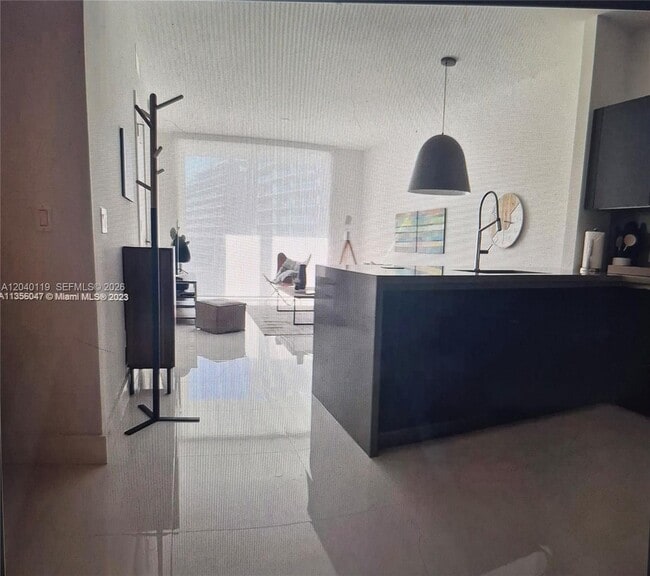 Building Photo - 1080 Brickell Ave