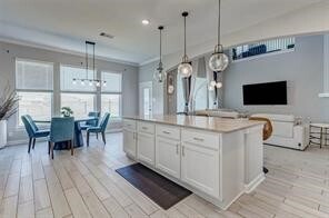 Building Photo - 24402 Kingelm Lk Dr