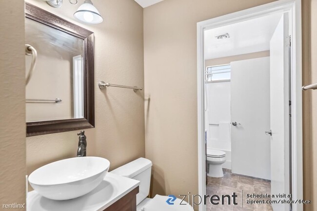 Building Photo - 2 br, 1.5 bath Condo - 209 Apollo, Hercule...