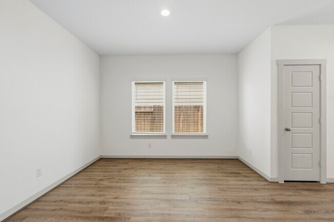 Building Photo - 12515 Newport Arch Ln