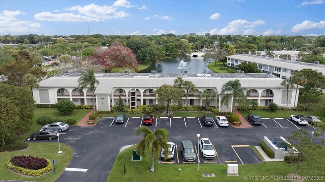 Building Photo - 2710 Nassau Bend