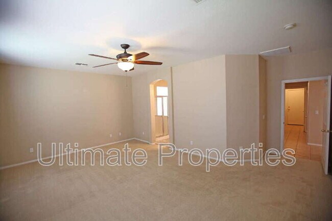 Building Photo - 15028 W Dahlia Dr