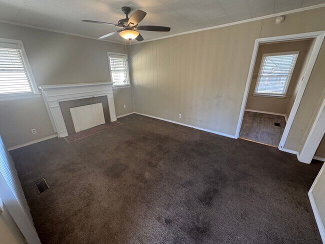 Building Photo - Birmingham