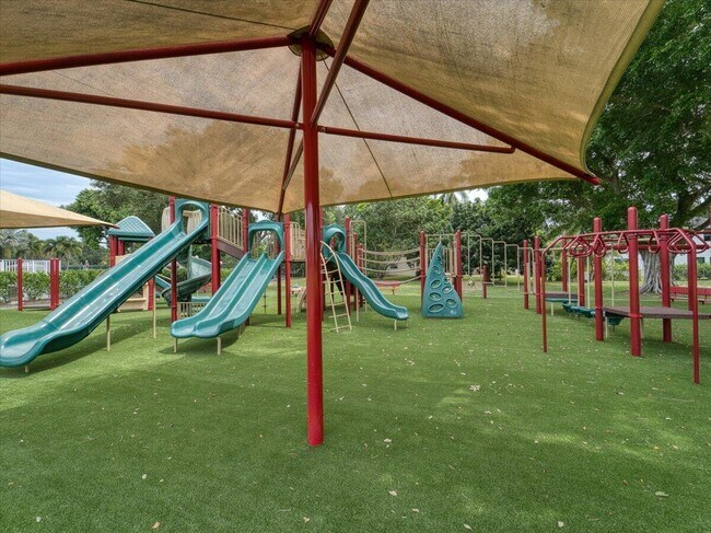 Building Photo - 2908 Banyan Blvd Cir NW