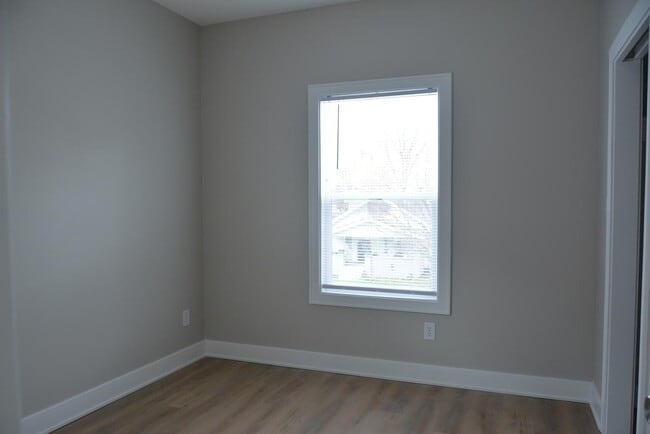 Building Photo - 3903 Winthrop Ave