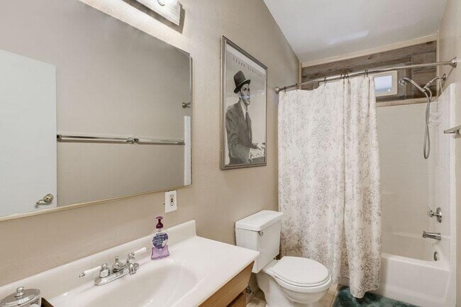 Building Photo - 4555 S Lake Mary Rd