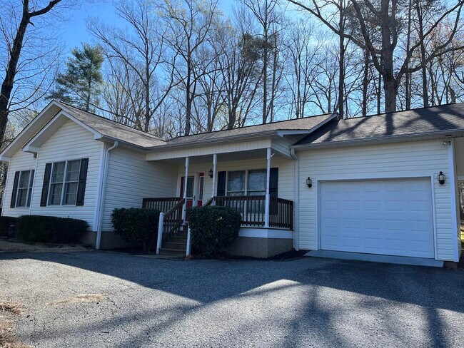 Primary Photo - 250 Windwood Dr