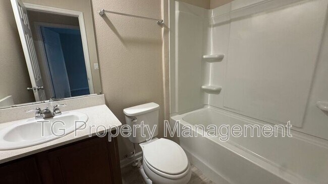 Building Photo - 238 Mustard Hill Ct