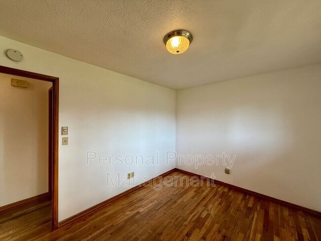 Building Photo - 7614 Indiana St