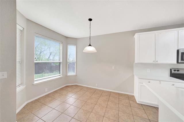 Building Photo - 8625 Luzerne Dr