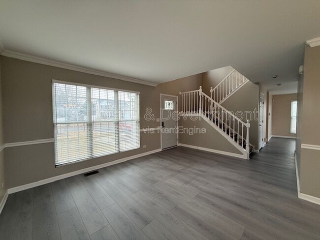 Building Photo - 468 Columbine Ln