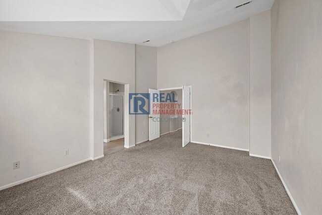 Building Photo - 8417 Stonybridge Cir