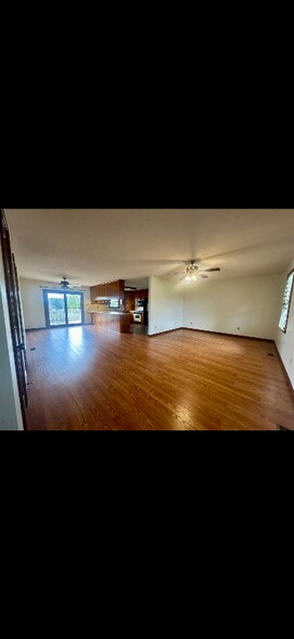 Building Photo - 189 Doe Trail Ln