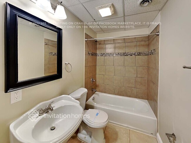 Building Photo - 117 Chickory Ln