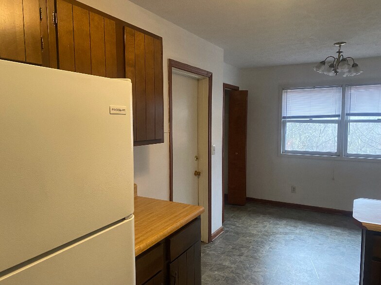 Building Photo - 1770 IN-46