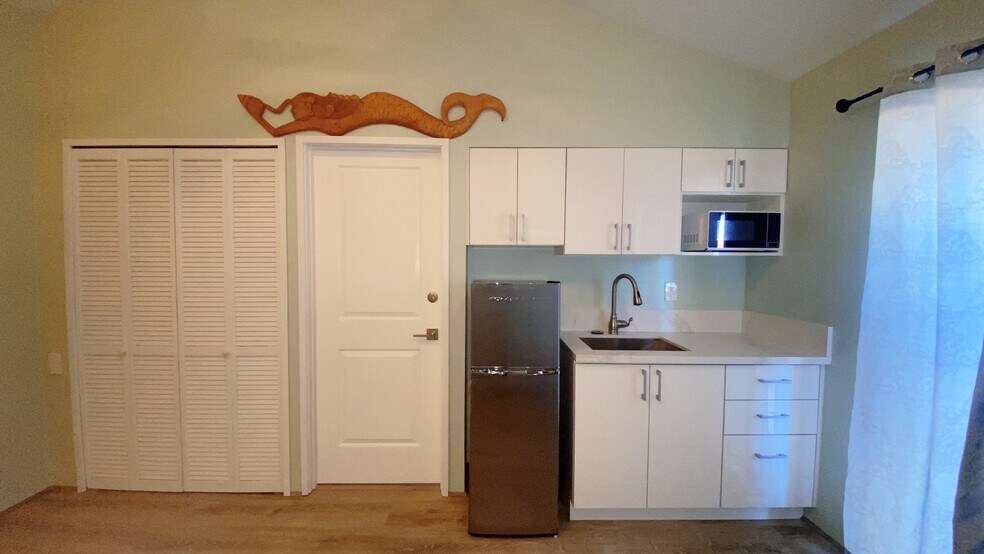 Building Photo - 4145 Akulikuli Ter