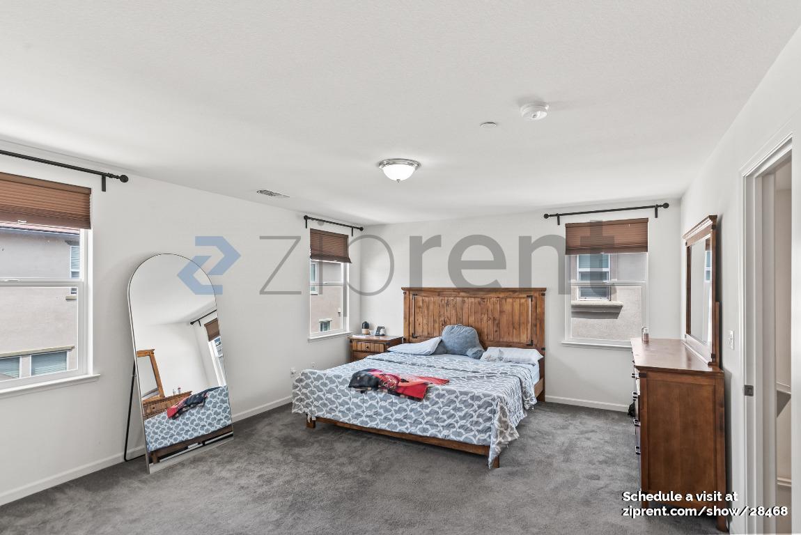 Building Photo - 117 Caspian Way
