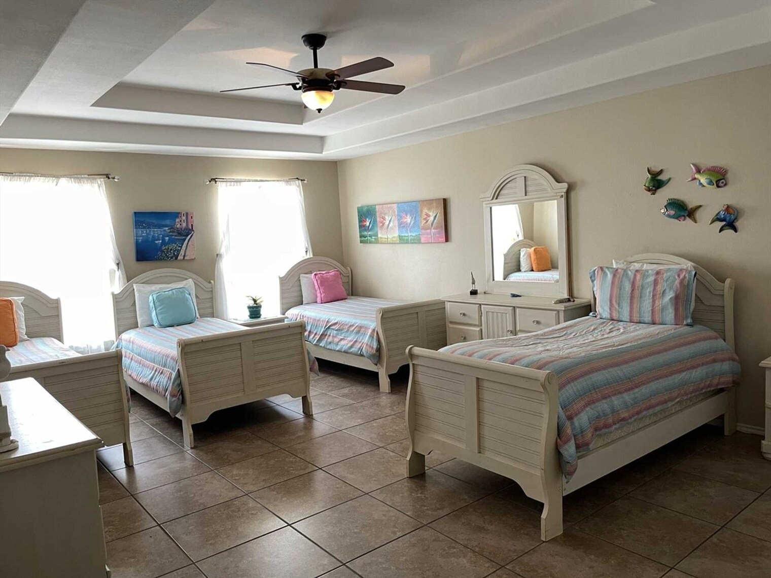 Building Photo - 126 Pike St