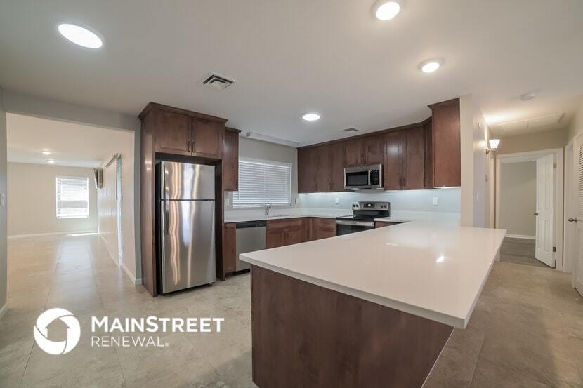 Building Photo - 7223 W Mercer Ln