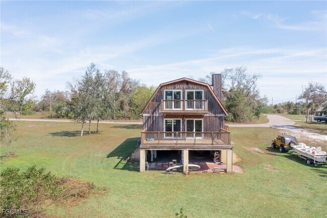 Building Photo - 373 Hile Ln