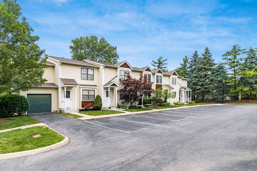 Building Photo - 7897 Kirkby Ct