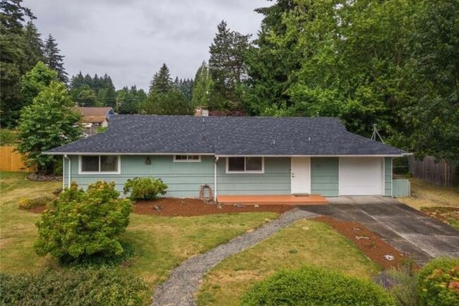 Building Photo - 1319 Gemini St SE
