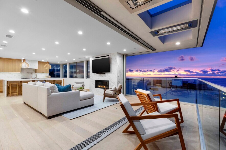 Building Photo - 2019 Highland Ave