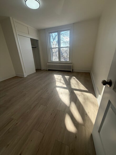 Building Photo - 9-01 150th St