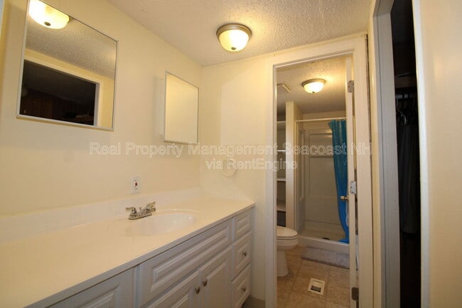 Building Photo - 997 NH-11