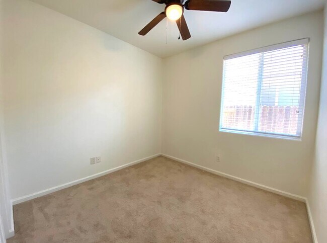 Building Photo - 436 Jacobs Dr