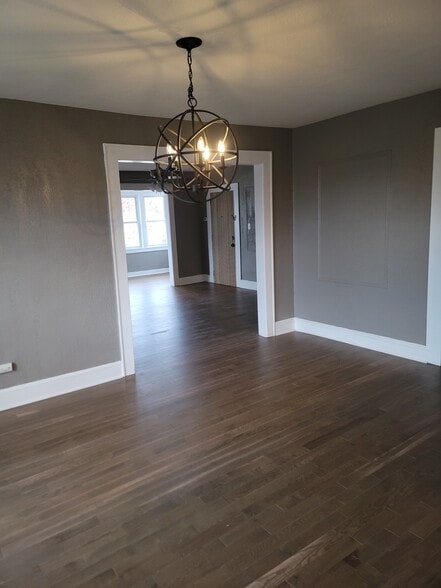 Building Photo - 75 Tuxedo Plz