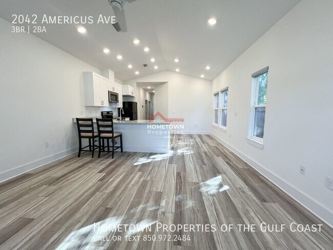 Building Photo - 3-Bedroom Home Minutes from NAS Pensacola