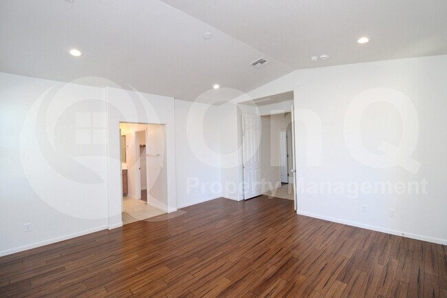 Building Photo - 3270 S Santa Rita Way