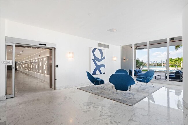 Building Photo - 1000 West Ave