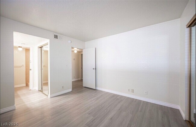 Building Photo - 5336 Mancos Ct