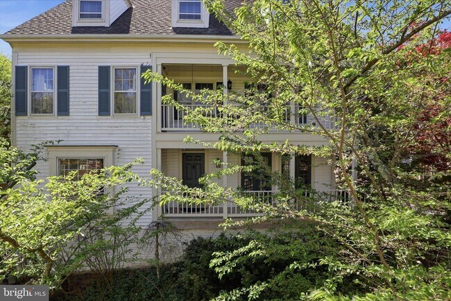 Building Photo - 12845 Mill Brook Ct