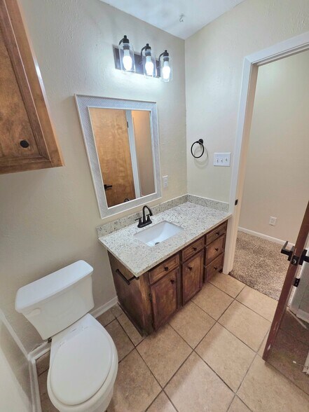 Building Photo - 2702 Apple Creek Cir