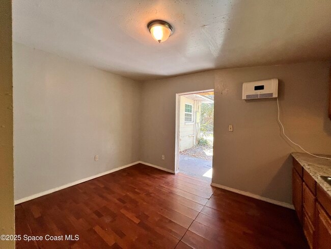 Building Photo - 420 Rock Pit Rd