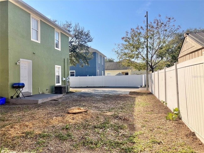 Building Photo - 318 E Patterson St