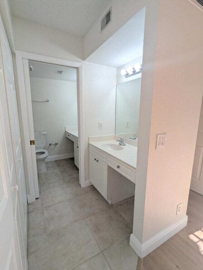 Building Photo - 8189 Severn Dr