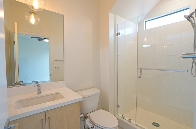 Building Photo - 3282 N Canary Way