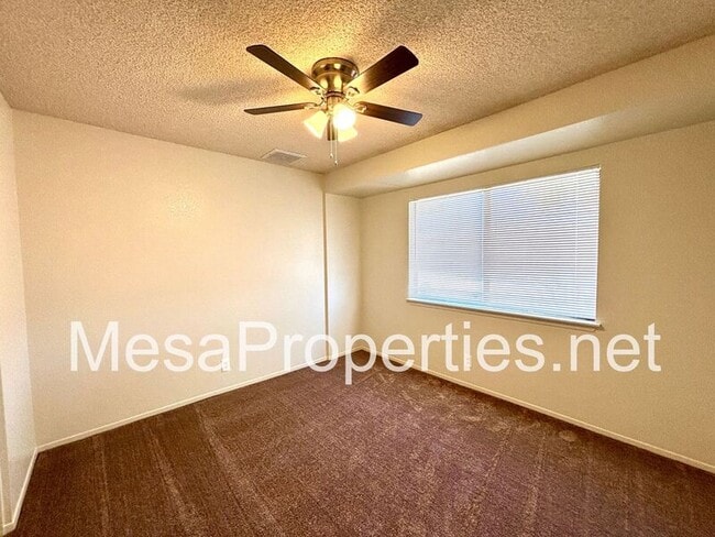 Building Photo - 15019 Spruce St