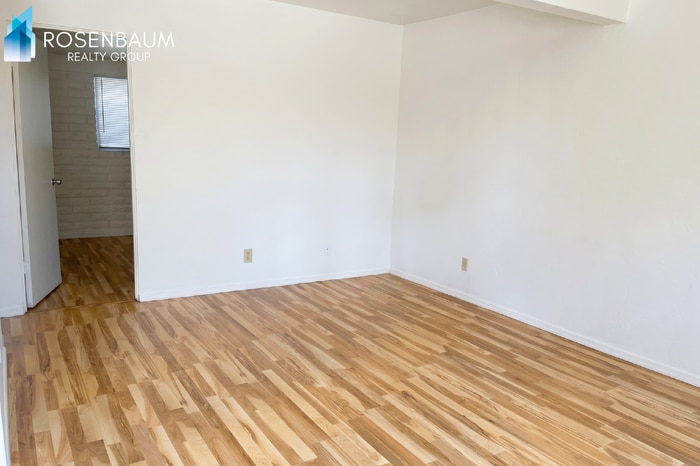 Building Photo - 3609 E Glenn St